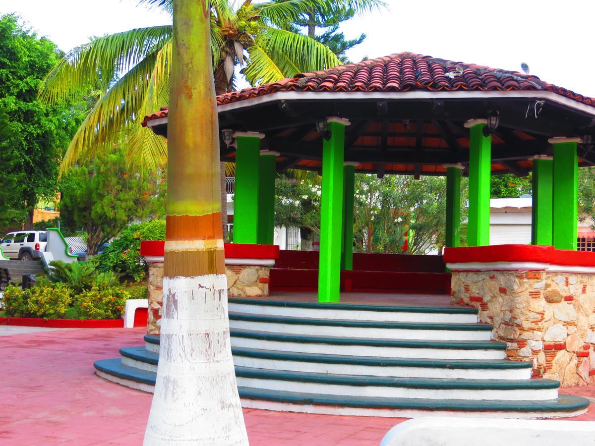 La Cruz Inn La Cruz de Huanacaxtle ภายนอก รูปภาพ